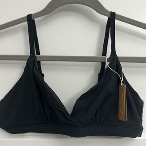 SKIMS NWT black Triangle Bralette Large